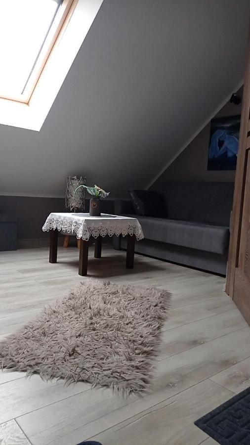 Maly Apartamencik Teo Ревал Екстериор снимка